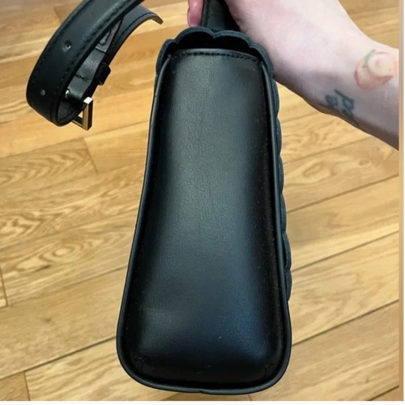 Kate Spade Scalloped Crossbody Envelope Style - Picture 3 of 10